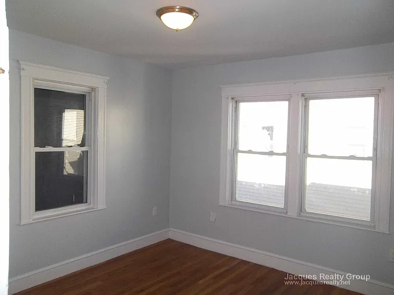 Century St — Photo 6