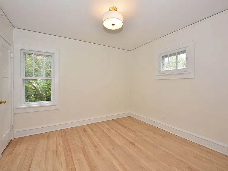 Back (east) bedroom