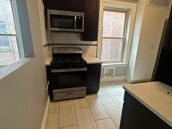 2nd image of 645 Bergen Ave APT 3