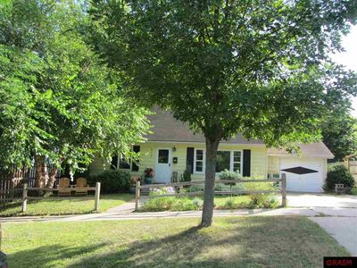 610 Saint Paul St, Saint Peter, MN, 56082