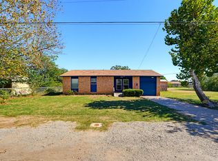 2307 & 2309 5th Ave, Coleman, TX 76834