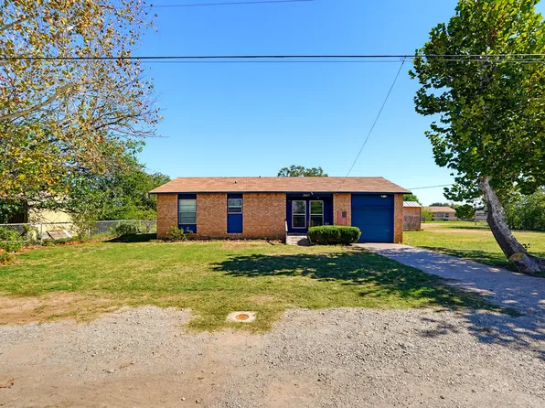 2307 & 2309 5th Ave, Coleman, TX 76834