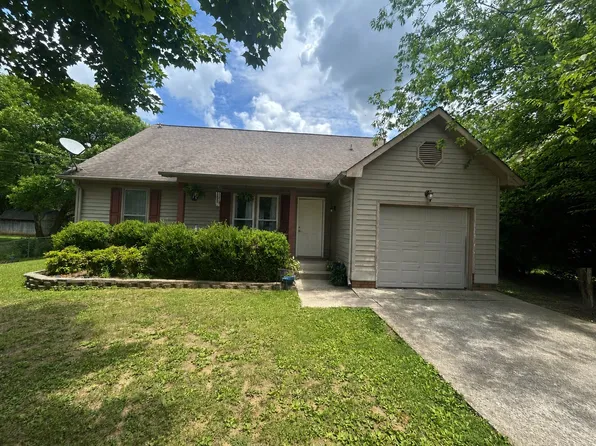 3409 Minor Dr, Clarksville, TN 37042