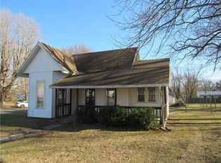 519 E Green St, Waveland, IN 47989