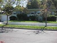 2nd image of 1804 S Dunsmuir Ave