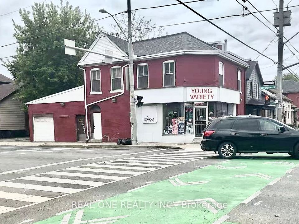2nd image of 155 Victoria Ave N