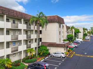 6080 NW 44th Street #408, Lauderhill, FL 33319