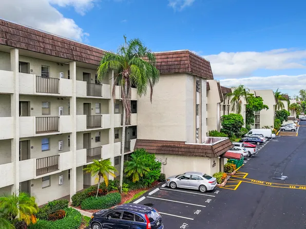 6080 NW 44th Street #408, Lauderhill, FL 33319