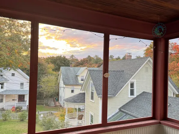13 Summit St, Concord, NH 03301