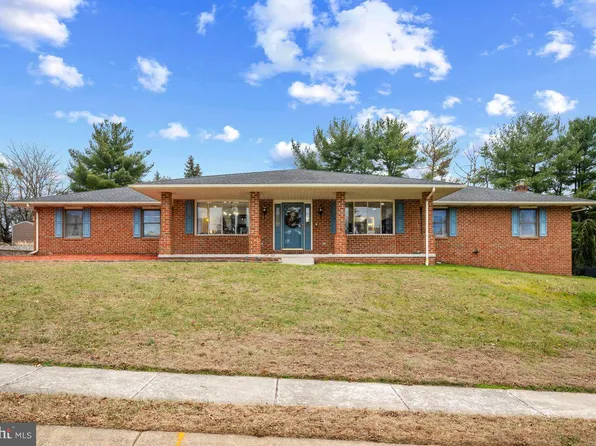 1958 High St, York, PA 17408