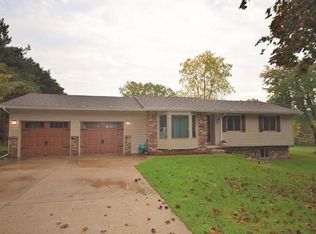 2350 Pero Lake Rd, Lapeer, MI 48446