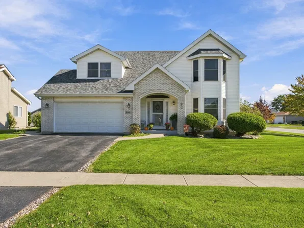 1349 Crooked Creek Dr, Beecher, IL 60401