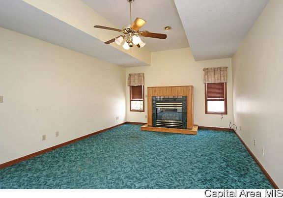 3rd image of 305 Country Pl