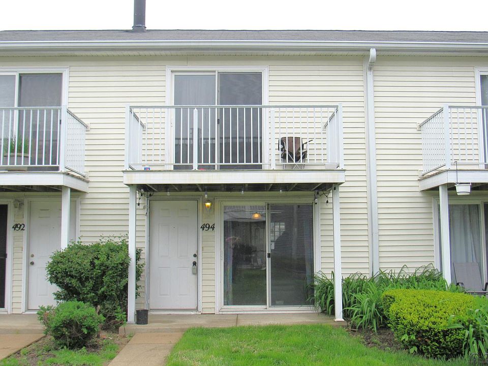 1st image of 494 Meadow Green Ln #0