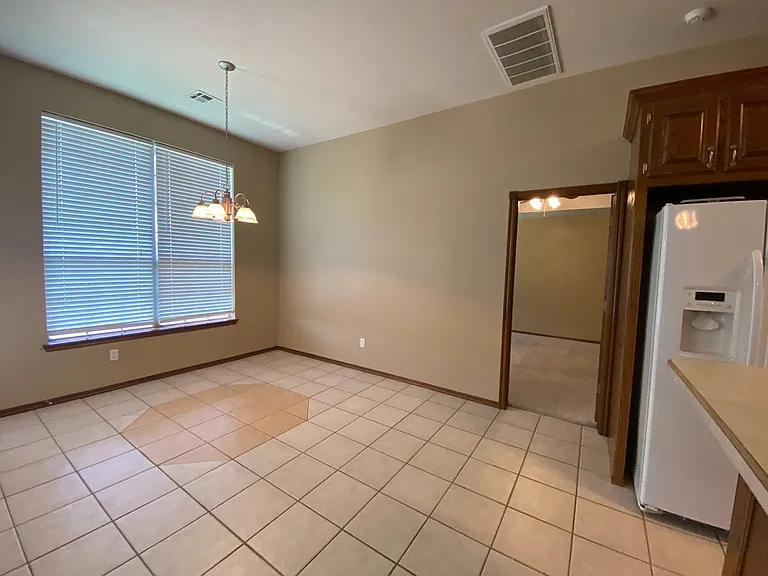 509 Allison Ln — Photo 17