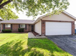204 Janes Ave, Bolingbrook, IL 60440