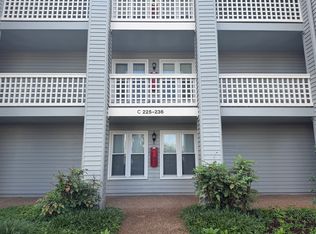 226 Hillsboro Pl, Nashville, TN 37215
