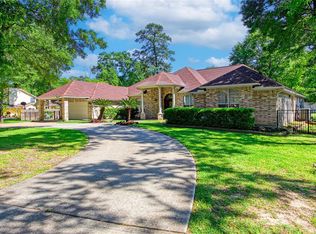 11207 Indian Trails Dr, Tomball, TX 77375