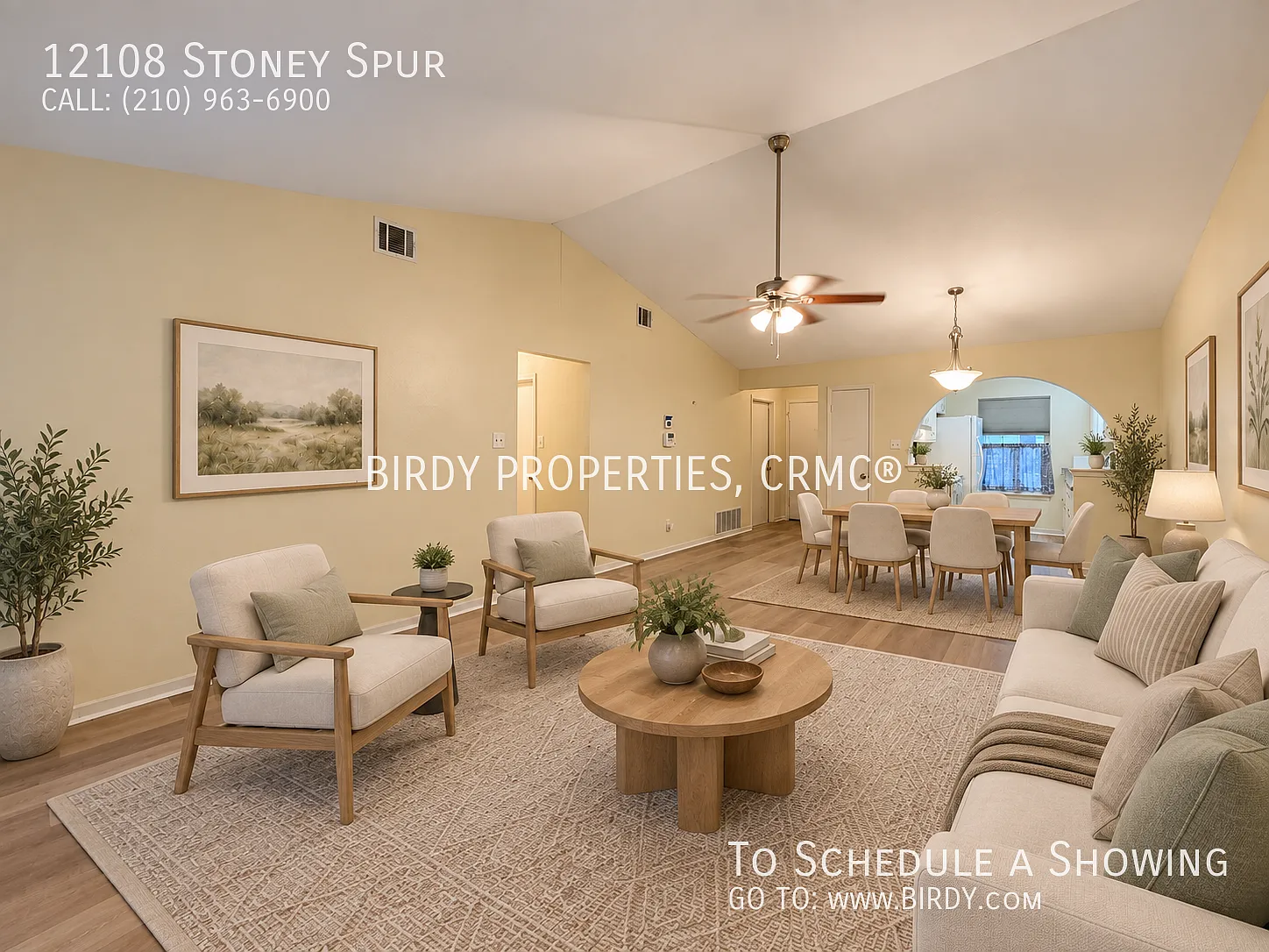 "Charming San Antonio Retreat: Cozy 3-Bedroom Home with Granite Countertops & Fireplace" — Photo 2