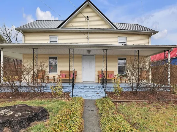 222 Douglas Dr, Damascus, VA 24236