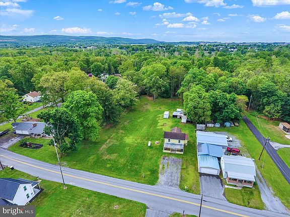 2nd image of 4924 Treher Rd