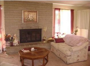 307 W 8th St, Hardin, MT 59034