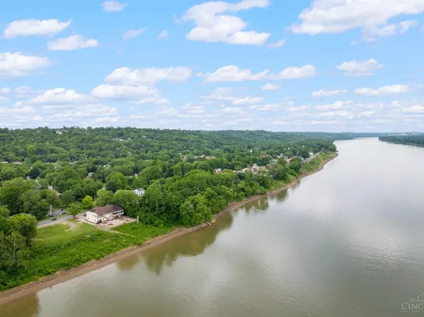 711 Front St, New Richmond, OH 45157