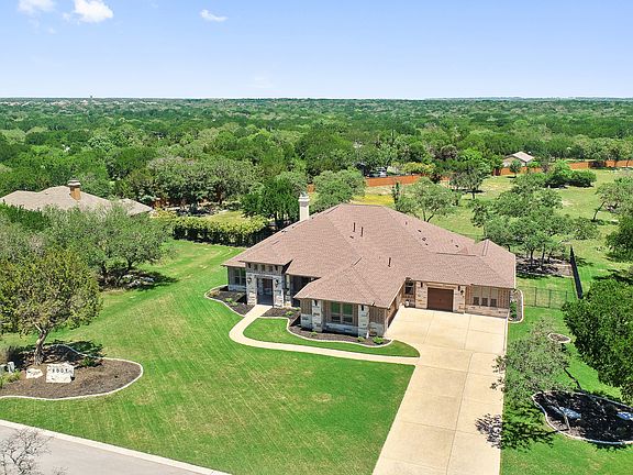 2nd image of 4007 Malaga Dr
