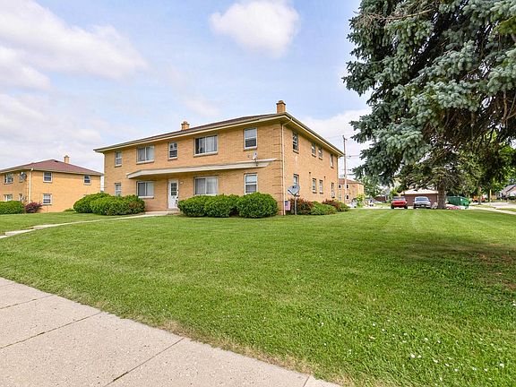 2nd image of 2410 W Howard AVENUE