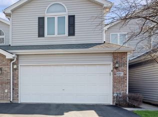 8309 Highpoint Cir UNIT E, Darien, IL 60561