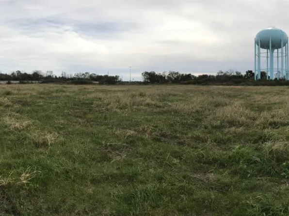 300 Rolling Hills Ln, Winchester, KY 40391