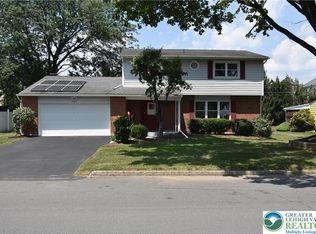 7557 Catalpa Dr, Macungie, PA 18062