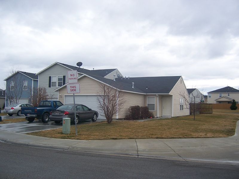 1st image of 9585 W Portola Dr