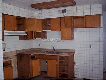 4th image of 6101 Denver Cir