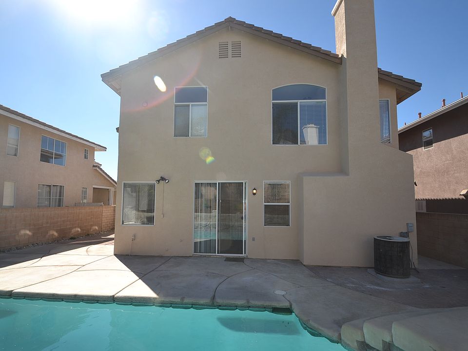 1st image of 14730 Saddlepeak Dr