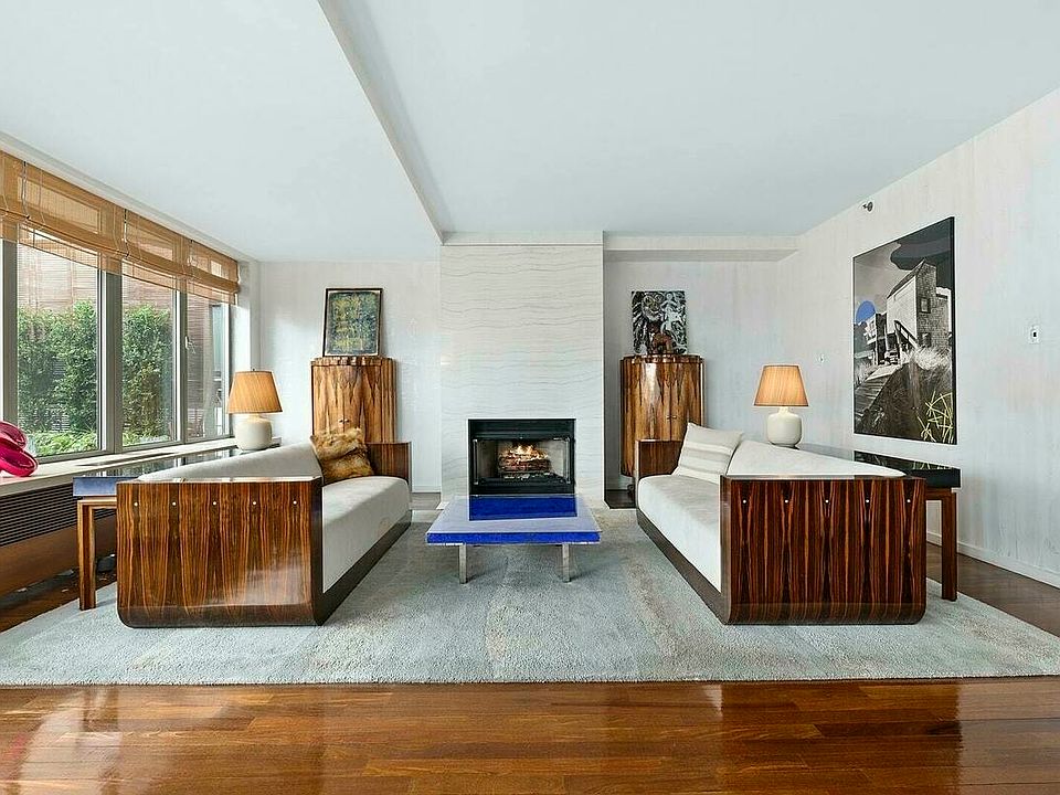 1st image of 224 W 18th St #9