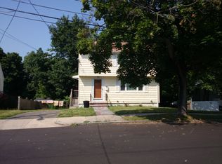 66 Manor St, Dorchester, MA 02122