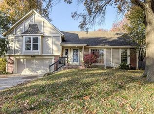 13208 W 77th Pl, Lenexa, KS 66216