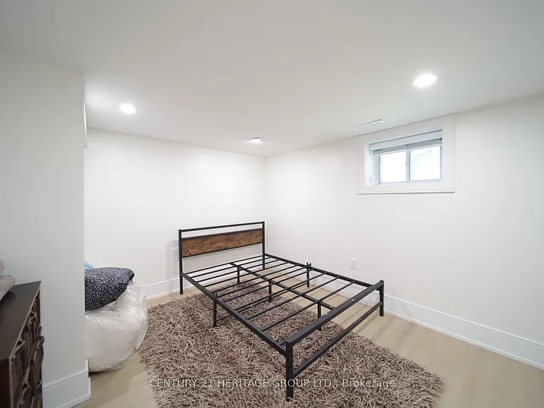 270 Brighton Ave — Photo 17