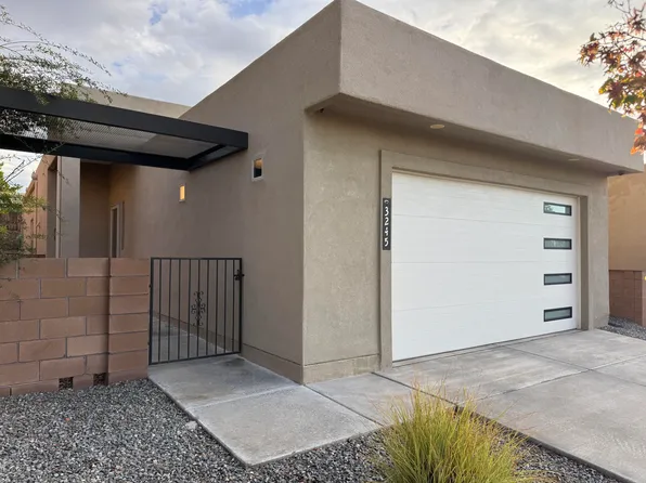3245 Oakmount Dr SE, Rio Rancho, NM 87124
