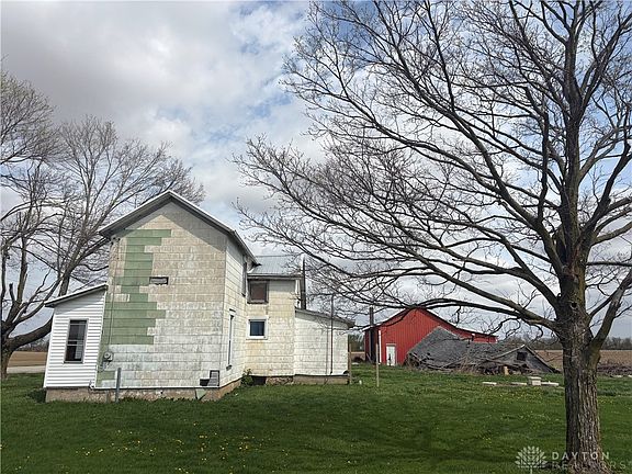 5th image of 9006 Oakes Rd