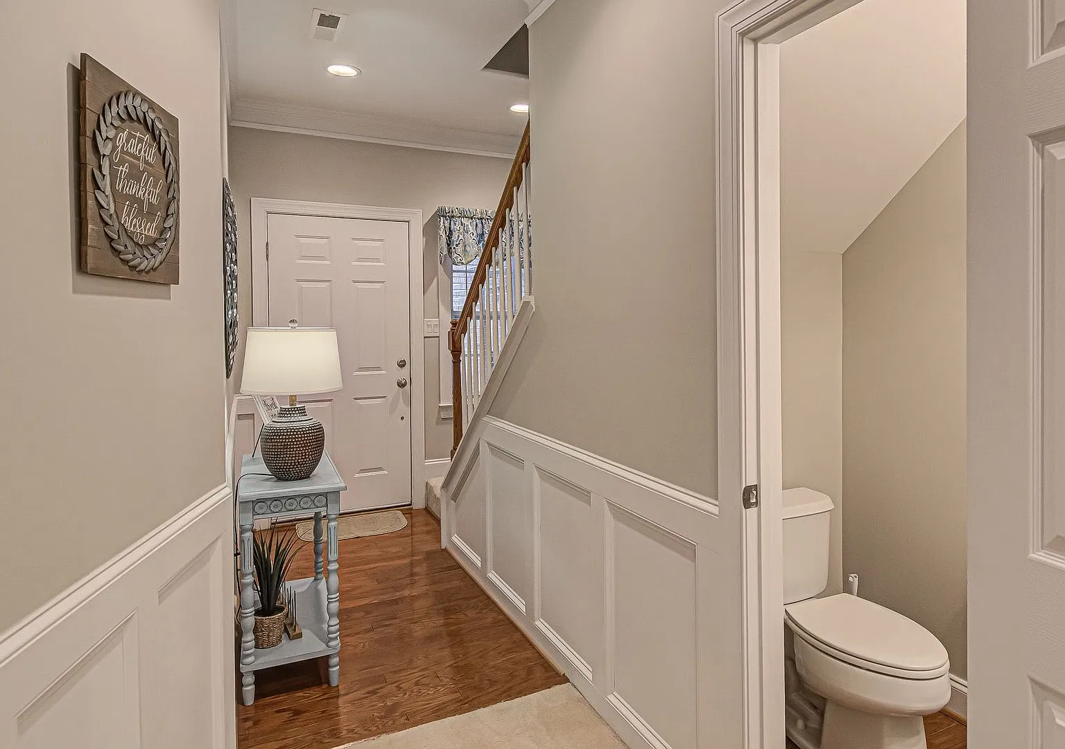 Fully Furnished 3BR Townhome with Utilities Included — Photo 3