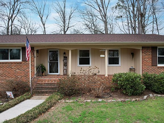 4th image of 2995 Parkwood Trl NW
