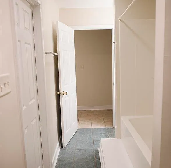 301 S Pine St #B — Photo 11