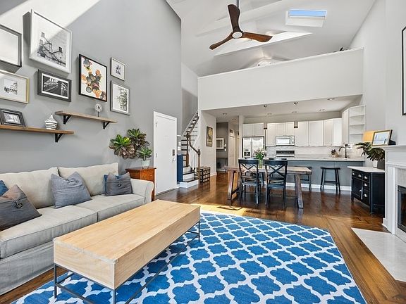 5th image of 3813 N Southport Ave #3S