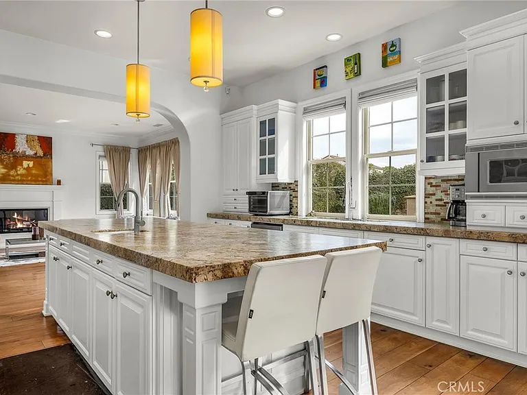 8001 Ocean Bluff Dr — Photo 13