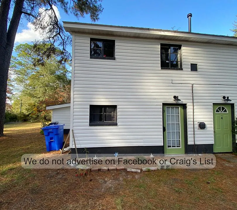 201 Country Club Dr