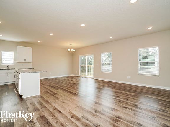 2nd image of 1905 Ream Dr