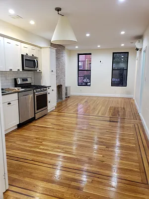 Rented by BELLMARC | media 18