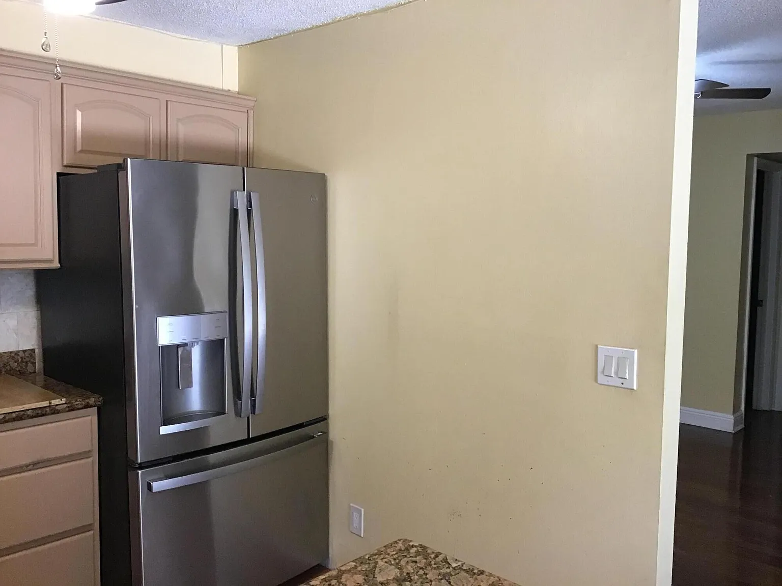 3 bed, 2.5 bath, 1694 sqft, $2,800 — Photo 1